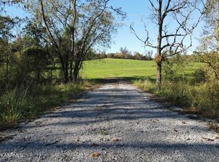 Sugar Grove Valley Rd, Harriman, TN 37748