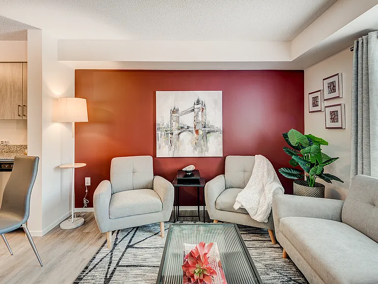 905 Evanston Dr NW — Photo 41