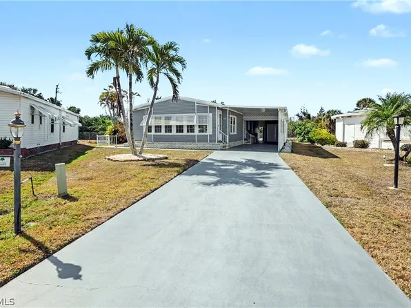 10473 Winchester Ct, Fort Myers, FL 33908