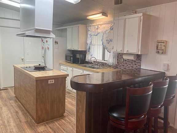5th image of 314 Frederick Ave #224