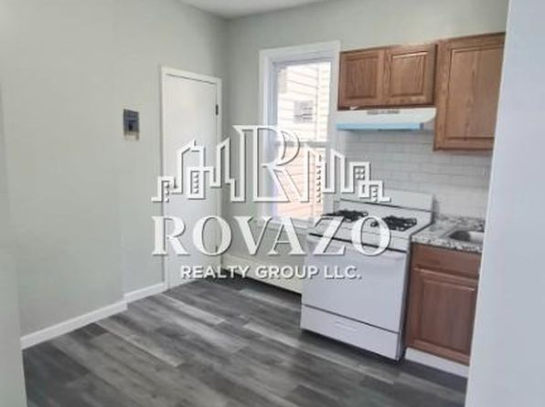 833 Ridge St APT 1