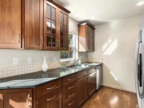 16601 33rd Ave W, Lynnwood, WA 98087