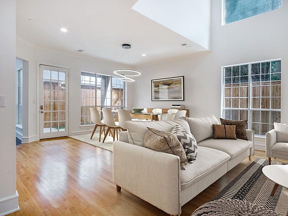 Optionally furnished common areas! Common areas can come beautifully furnished by our in-house design team for an additional fee.