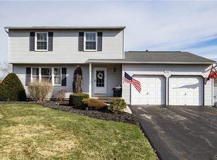 4770 Stonehurst Rd, Liverpool, NY 13090