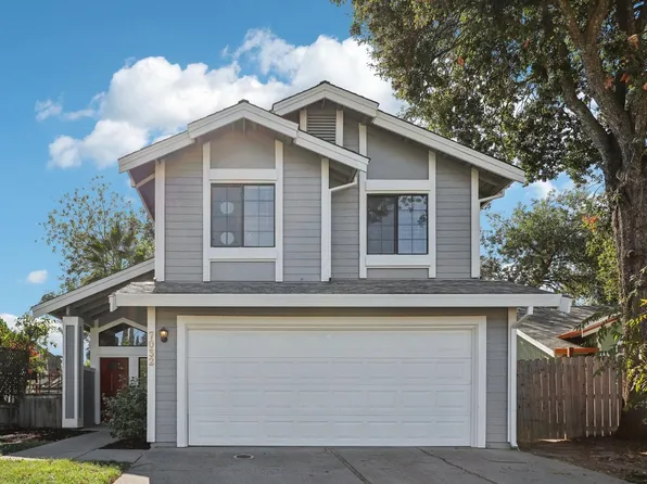 7032 Springmont Dr, Elk Grove, CA 95758