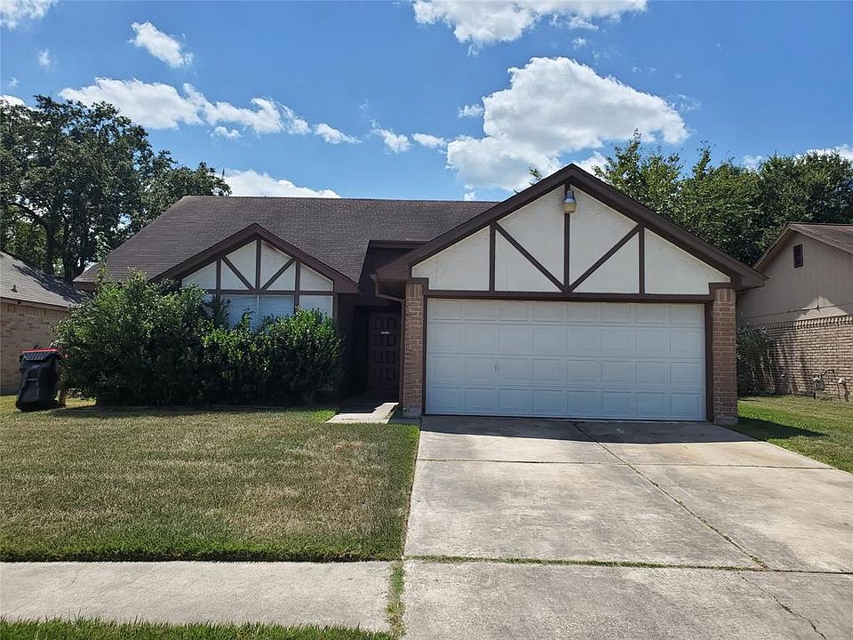 1st image of 19323 Nasworthy Dr