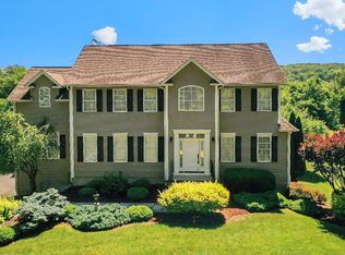 373 Transylvania Rd, Woodbury, CT 06798