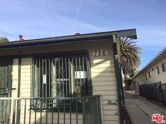 4th image of 926 N Inglewood Ave