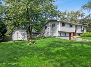 5500 Elm St, Lisle, IL 60532