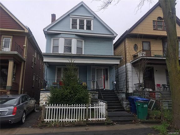 2nd image of 979 Lafayette Ave