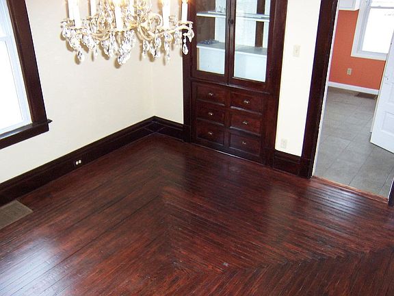 Dining room built-in