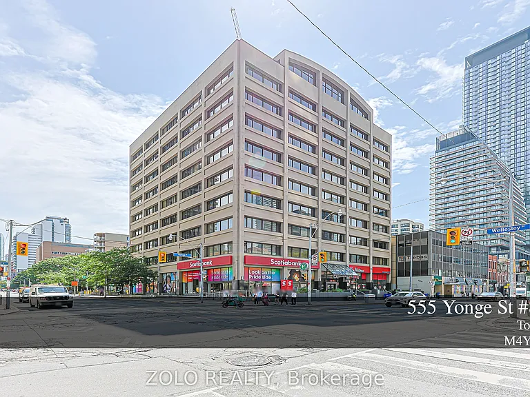 555 Yonge St #804 — Photo 1