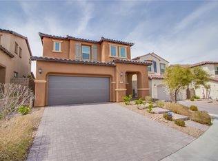 19 Berneri Dr, Las Vegas, NV 89138