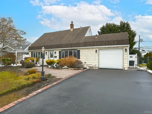 103 Ranch Lane, Levittown, NY 11756