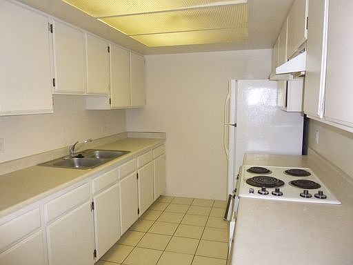 5th image of 751 Powder Dr APT 3