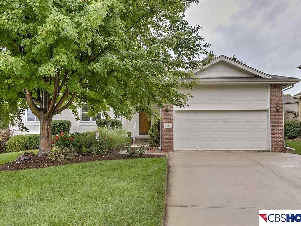 1st image of 2464 N 153rd Ave