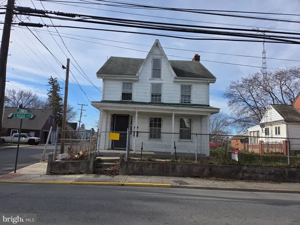 424 E Moler Ave, Martinsburg, WV 25404