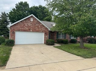 323 Monticello Pl #323, Edwardsville, IL 62025