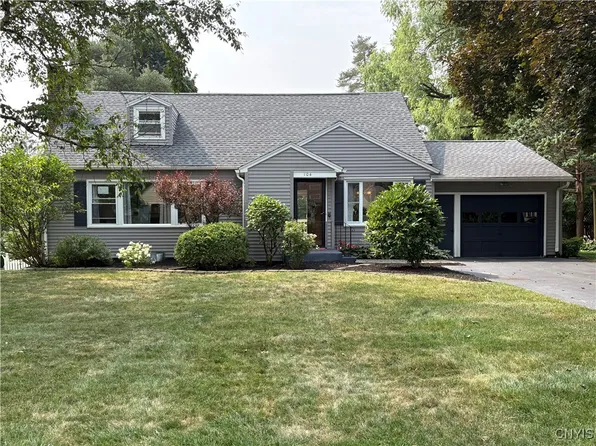 104 Alwyn Rd, Syracuse, NY 13214