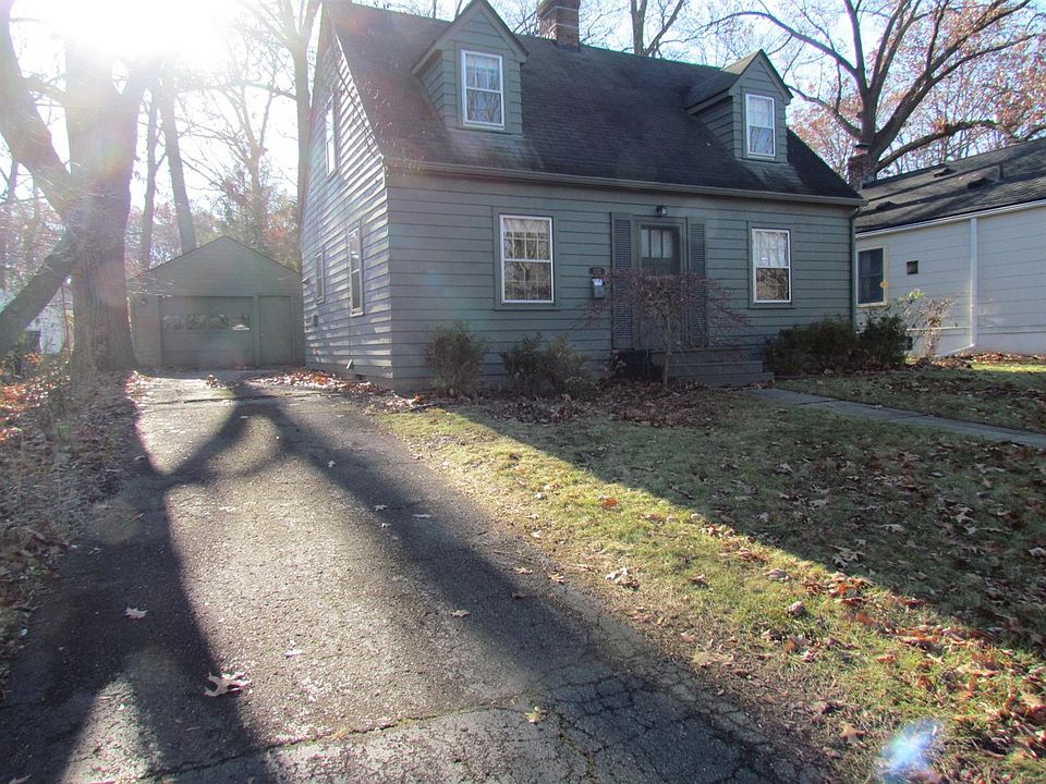 1st image of 1327 Collegewood St