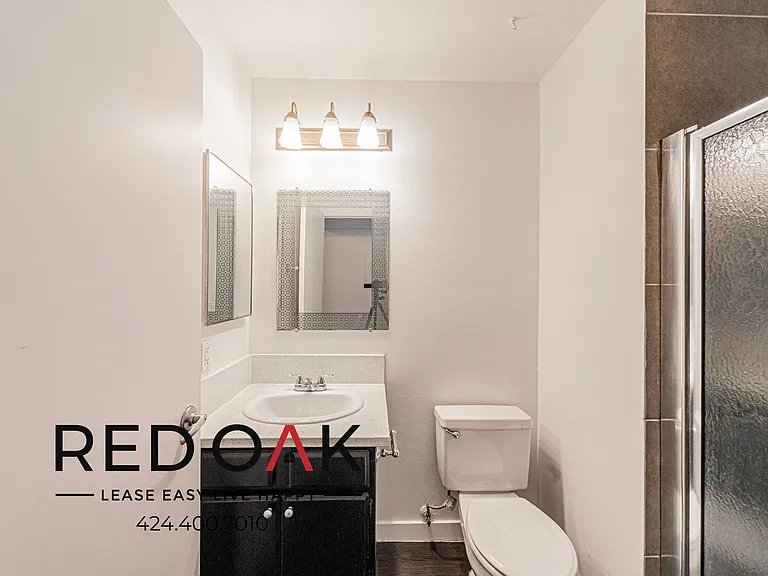 1522 N Formosa Ave — Photo 12