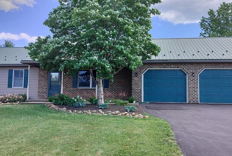 1st image of 65 Walnut Dale Rd