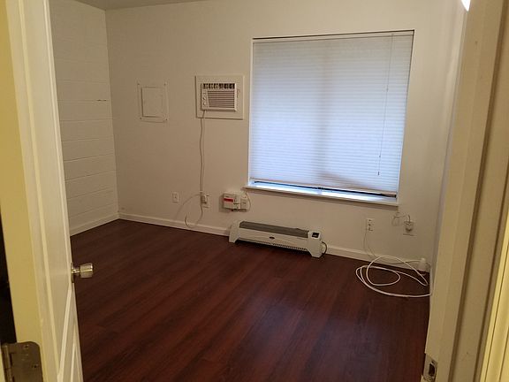 5th image of 3780 Chimney Creek Dr