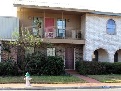 2100 S 5th St APT 2, McAllen, TX, 78503