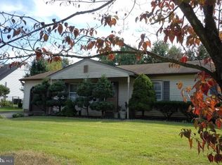 1 Bunting Bridge Rd, Cookstown, NJ 08511