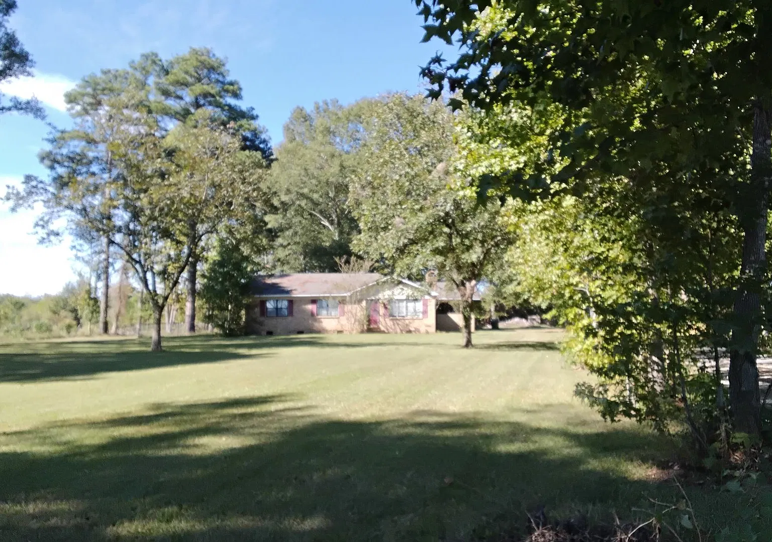 Haughton Haughton Haughton — Photo 1