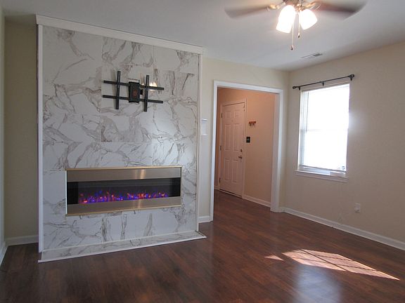 3rd image of 703 South Ave