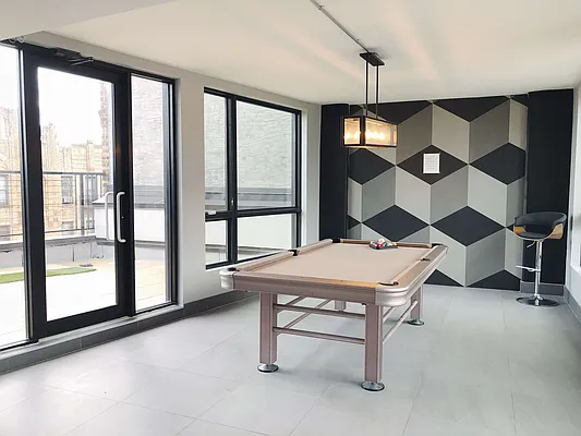 Rented by Manhattan Management LLC | media 23