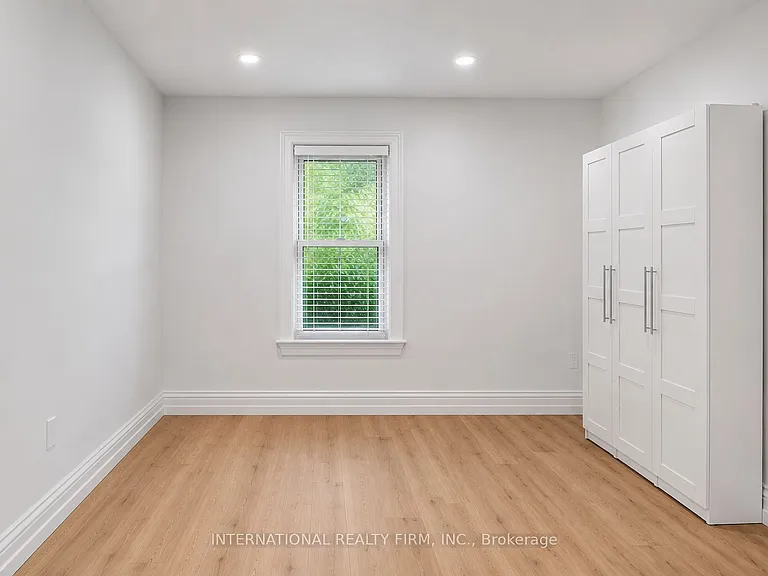 793 Dufferin St #UPPER — Photo 8