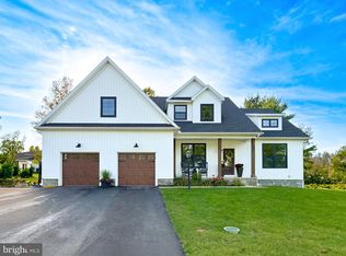 2608 Wren Ter, York, PA 17403