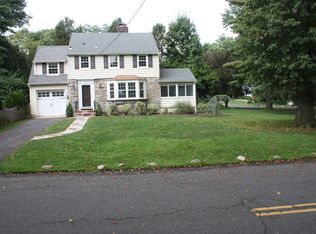 775 Winyah Ave, Westfield, NJ 07090