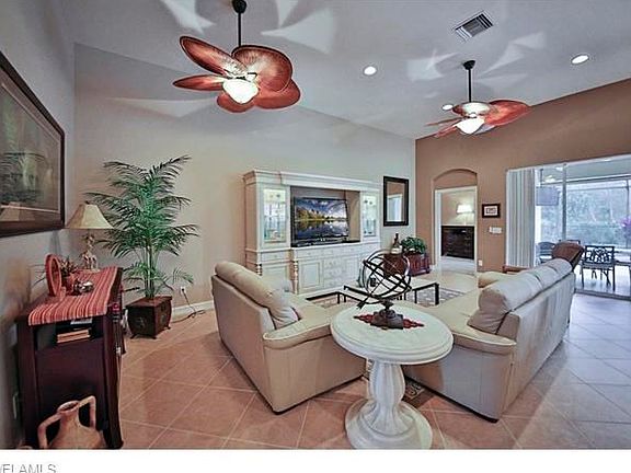 3rd image of 10510 Bella Vista Dr