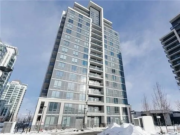 75 N Park Rd #706, Vaughan, ON L4J 0H8