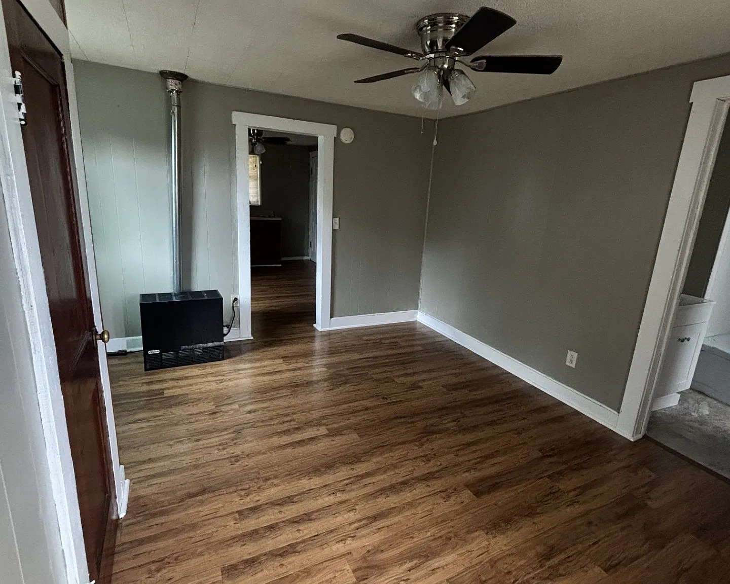 1 bed, 650 sqft, $875 — Photo 2