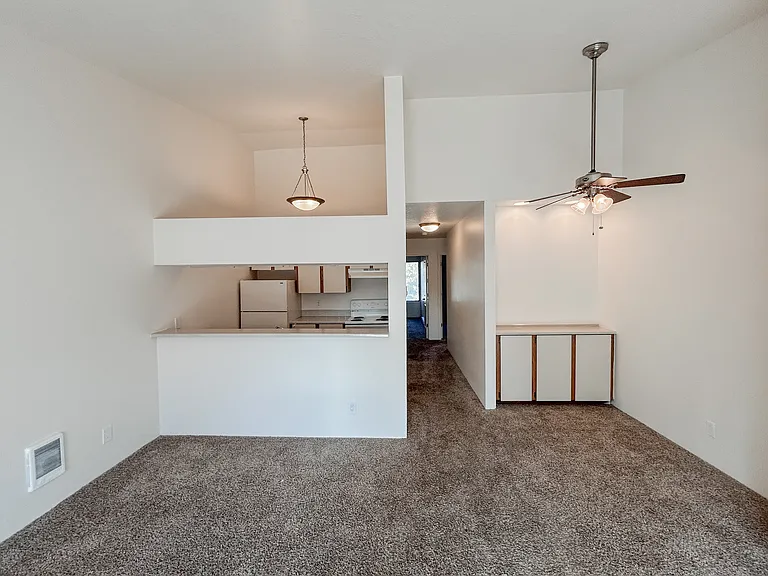 Stone Creek Apartments Beaverton — Photo 97