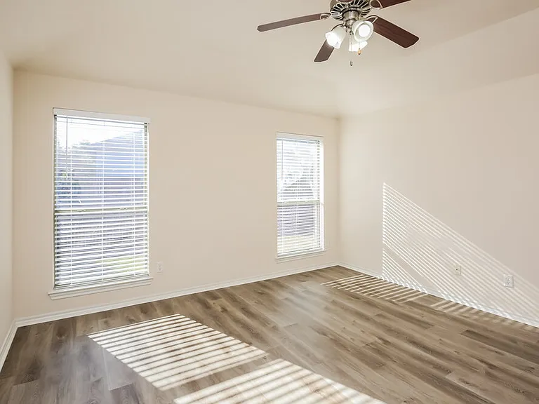 4913 Caraway Dr — Photo 9