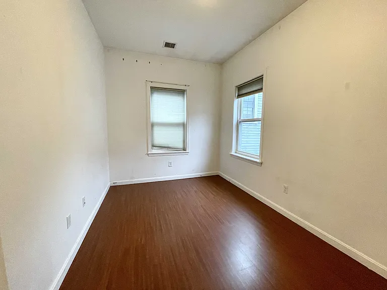 115A Hillside St — Photo 5