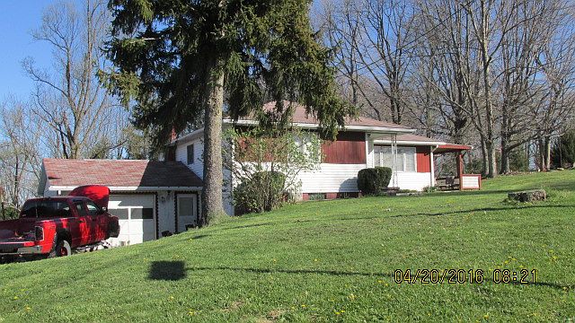 2nd image of 140 Bradys Ridge Rd