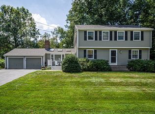 2 Deer Run, Topsfield, MA 01983