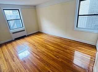 94-16 34th Rd #E4, Jackson Heights, NY 11372