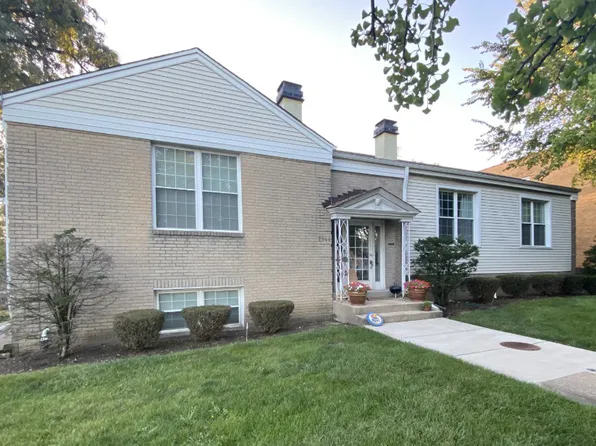2944 Harlem Ave APT 2, North Riverside, IL 60546