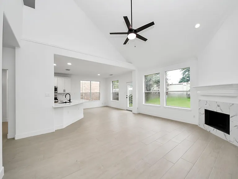 21214 Lilac Meadows Ln — Photo 10