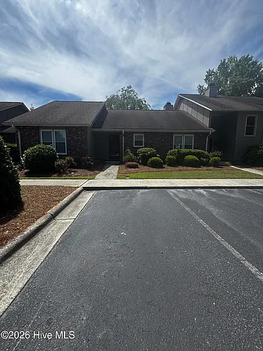 2015 Quail Ridge Rd #F Photo 1