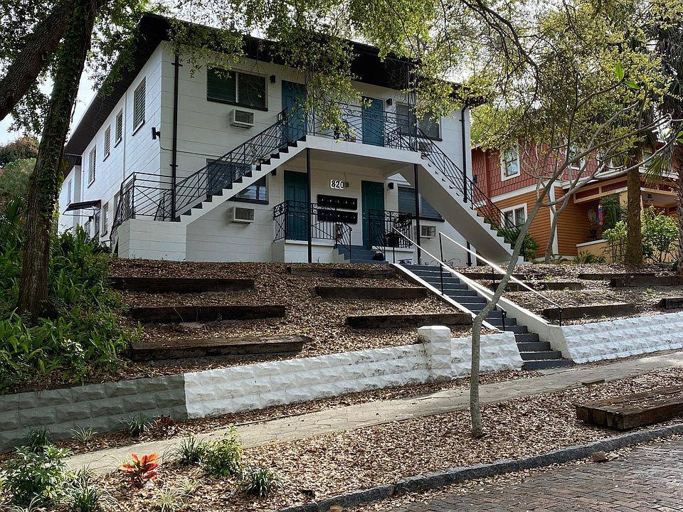1st image of 820 8th Ave S