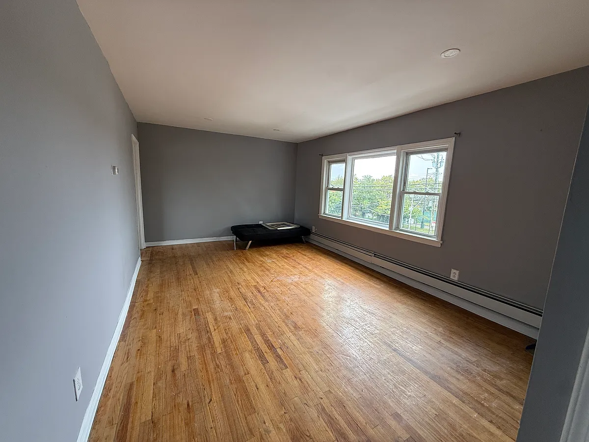 Photo 2 of 9 - 11015 Rockaway Blvd #2 - South Ozone Park, NY Building Photo - 11015 Rockaway Blvd #2