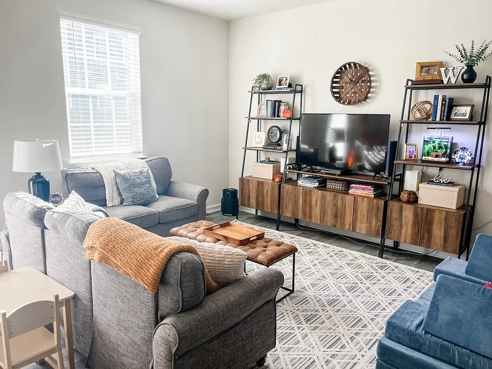 153 Baker Dr